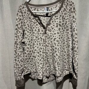 Cozy Leopard Print Pajama Top & Bottom- Cream and Brown